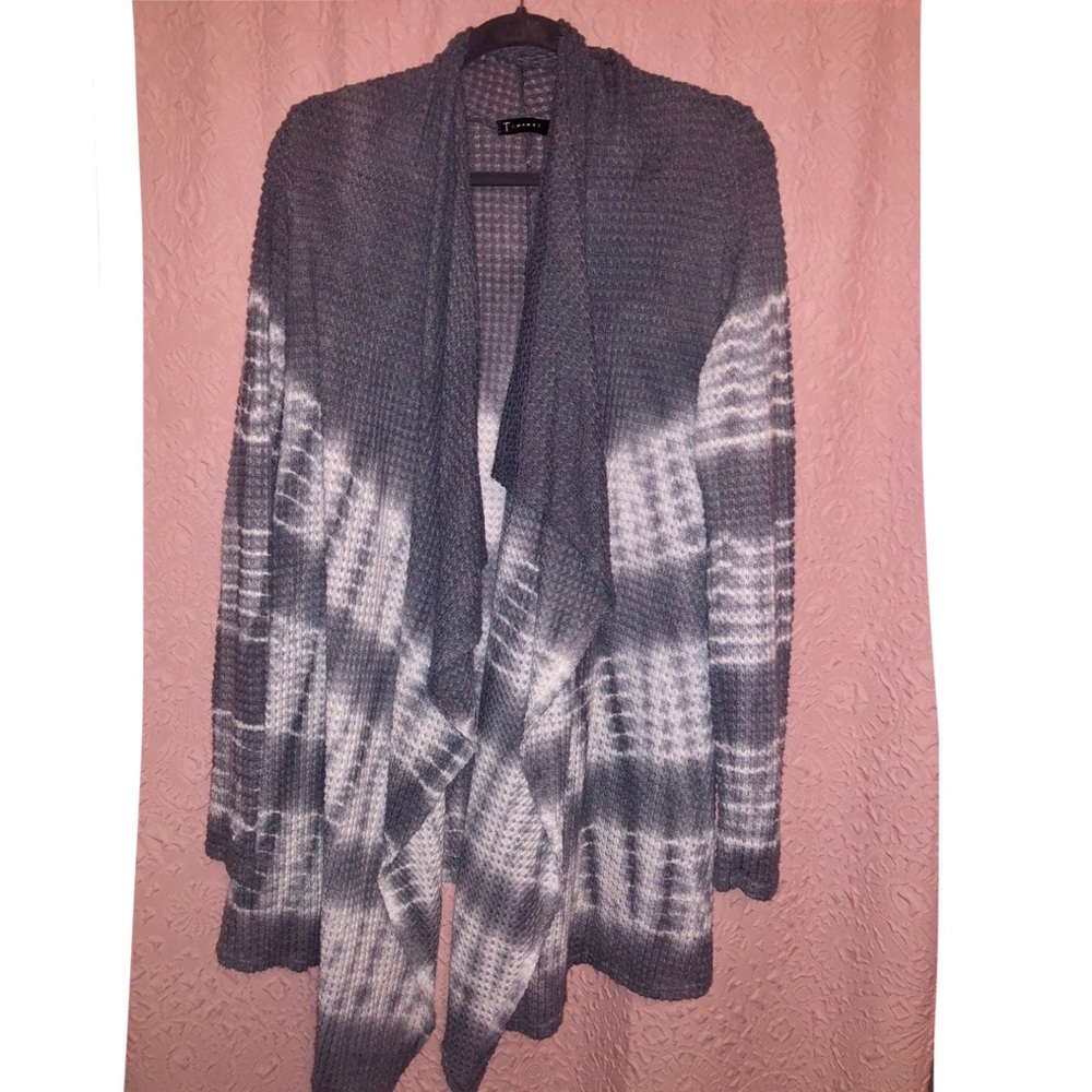 Beautiful Ruffle cardigan with some tye dye detail